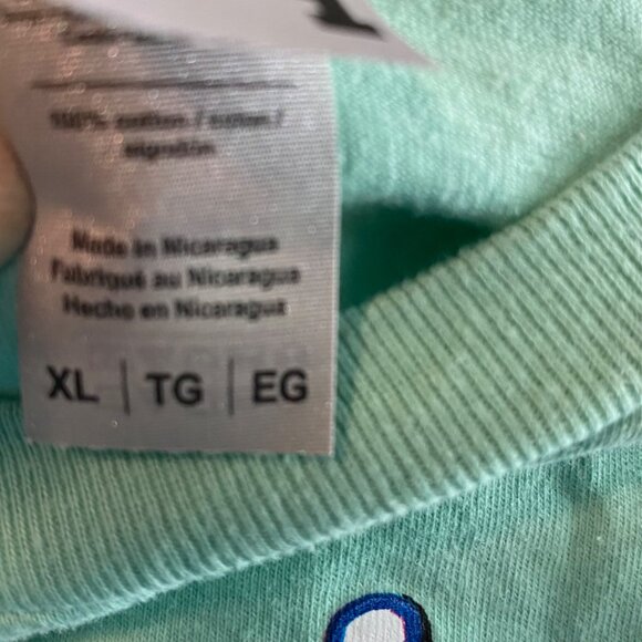 Keeping My Distance From The Rest Of The World Island Jay Mint Green Graphic T-S - Picture 7 of 8